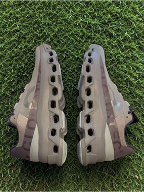 DS On Cloudmonster - 'Acai/Aloe' Dark Purple - Size 10 - Unworn - No Box